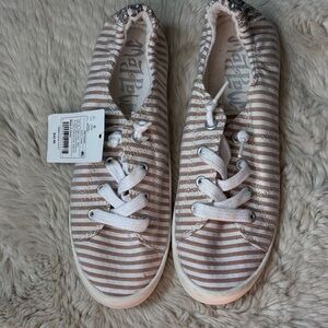 Mad Love White and Tan Casual Slip-On Sneakers